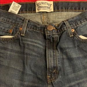 Levi Strauss Signature Slim Straight Fit Jeans
